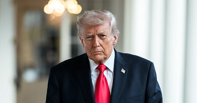 Trump Confirms Iran Deal Is 'Complete', Deal to Be Signed in Switzerland
