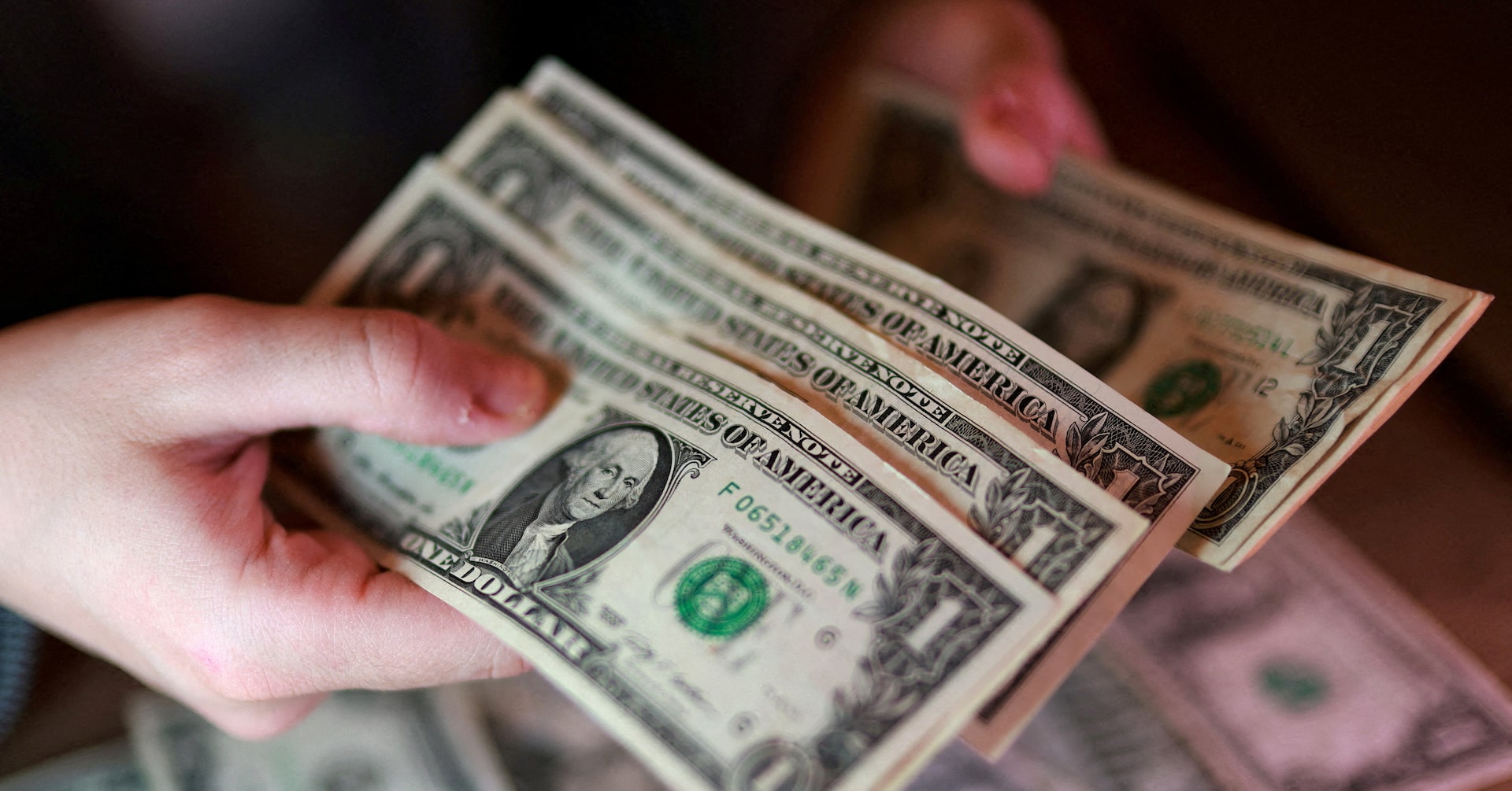Dollar hits 10-day low as US, Iran reach peace deal